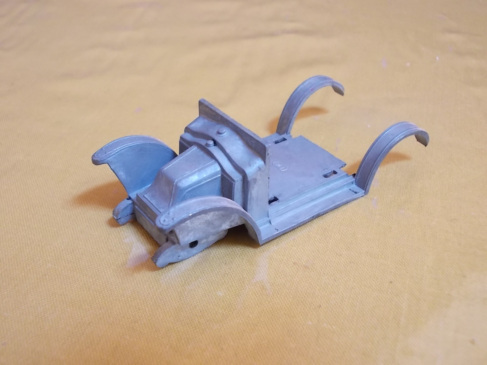 WIP RENAULT AG decapage.jpg