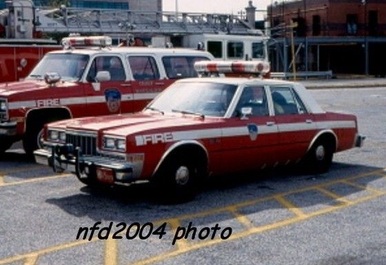 Dodge Diplomat FDNY Div1 1986 (0).jpg