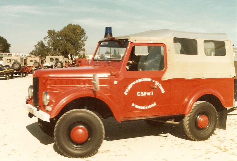aro tours centre.jpg