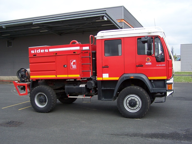 100_7708r.JPG