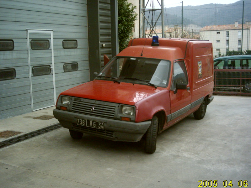VL Renault Express Mécanique CSP Lodève.JPG