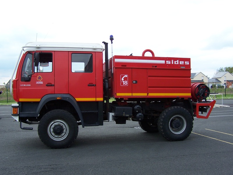 100_7721r600x800.JPG
