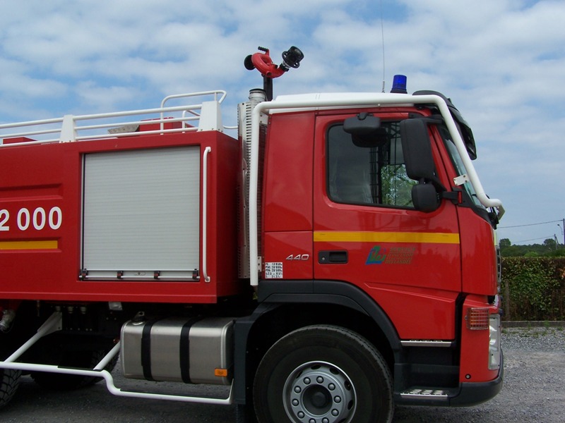 100_4264r.jpg