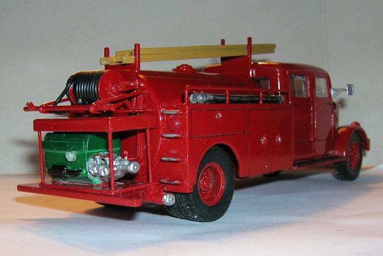 Berliet GDR auto-pompe J 4.jpg