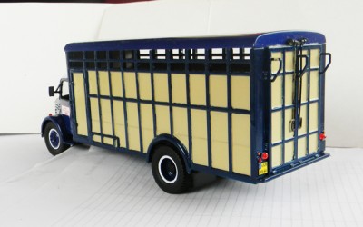 Unic bétaillère Pilla 2A.jpg
