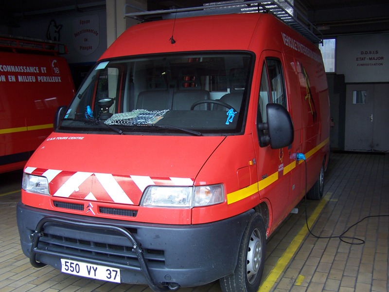 100_5005r.JPG