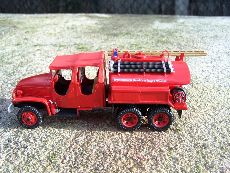 100_1383r.jpg
