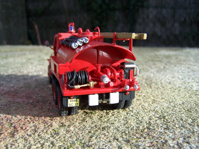 100_1384r.jpg