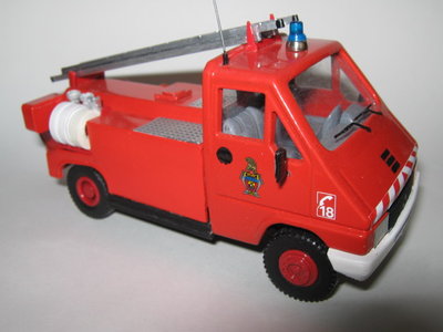 FID RENAULT B90 e.jpg