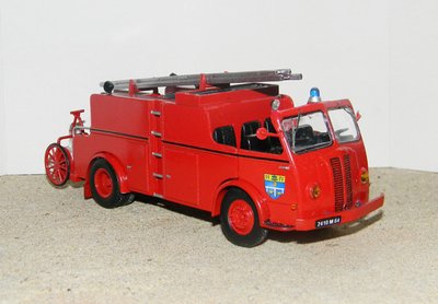 64 Pau Panhard auto-pompe Drouville 2.jpg