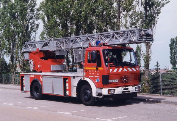 EPA_30_Metz_Mercedes_2_595_x_409.jpg