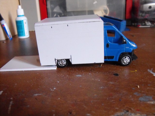 vsav cube boxer 005 [640x480].jpg