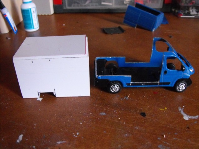 vsav cube boxer 004 [640x480].jpg