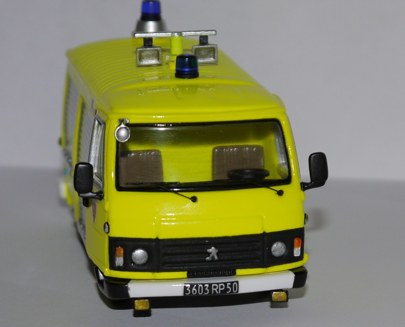 vsr j9 fiche1.jpg