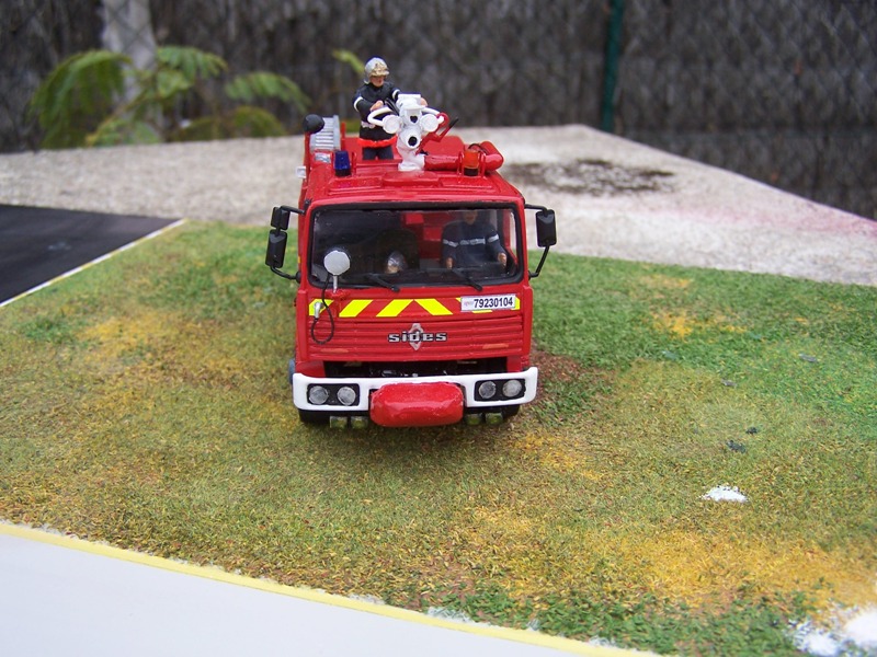 100_2976r.jpg