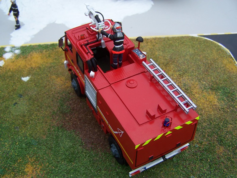 100_2984r.jpg