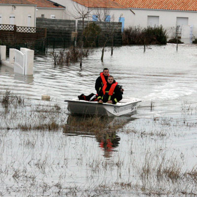 20100308pompiers2gd.jpg
