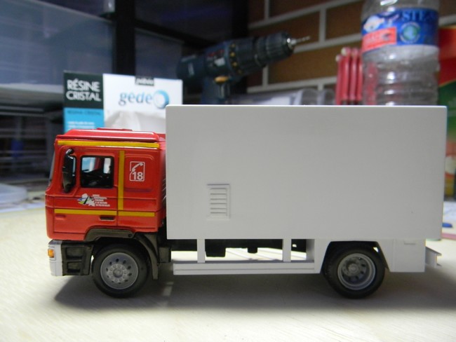 VAR-entourages portes et grilles aération1.jpg