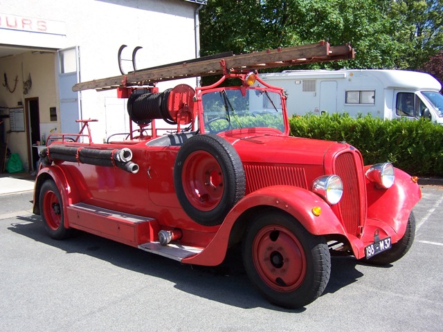 100_3962 r.jpg