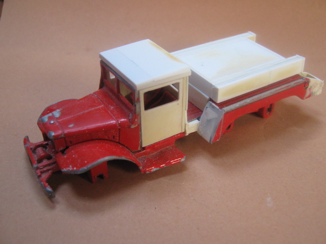 WIP DODGE 6X6 presentat.jpg