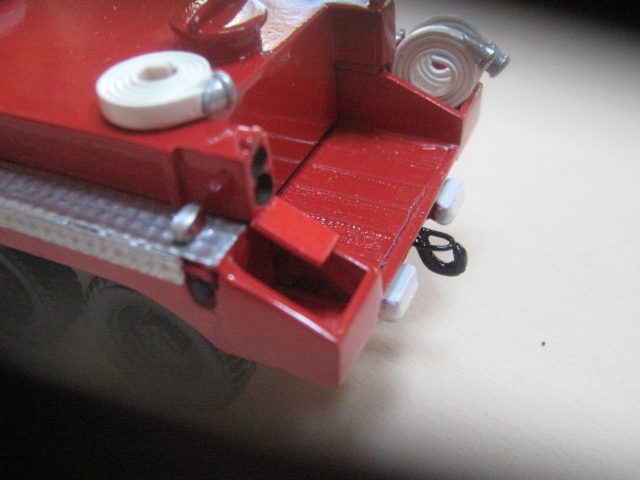 WIP DODGE 6X6 trappe.jpg