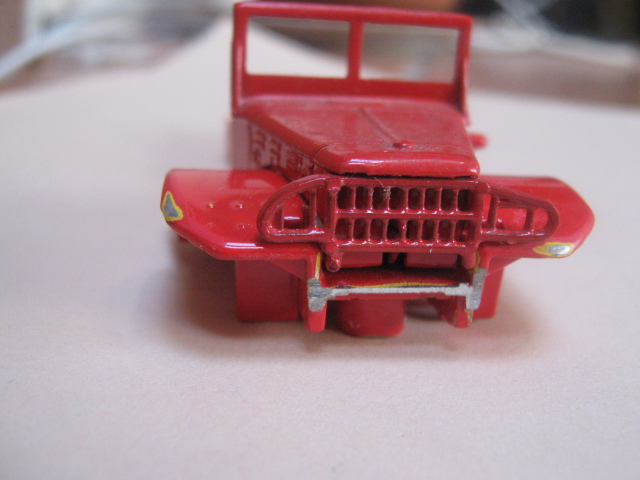 WIP DODGE 6X6 trou.jpg