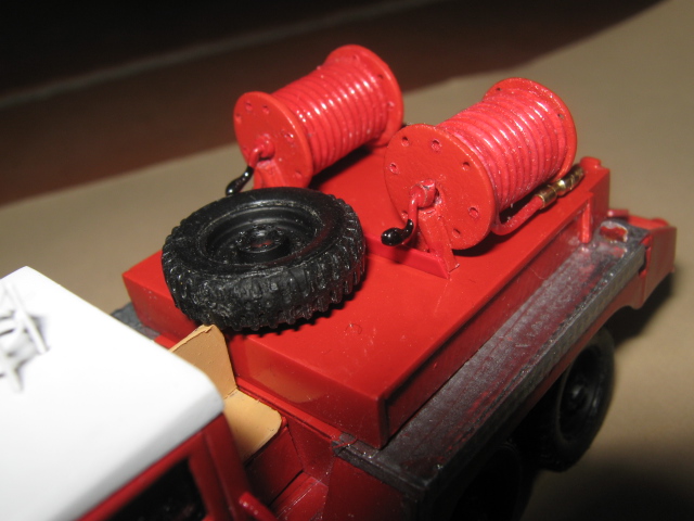 WIP DODGE 6X6 manivelles.jpg