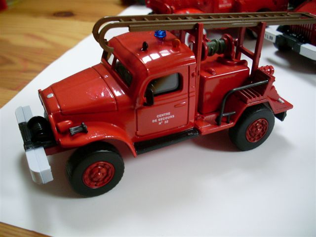 S25.JPG