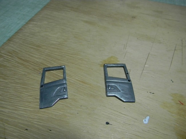 FPT-découpe portes arrière2.jpg