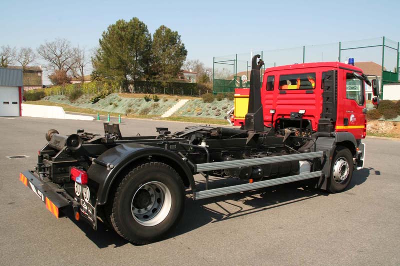 64 Orthez MAN TGM VPCE 4A.jpg