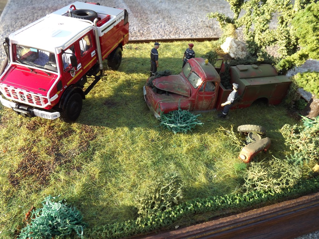 Unimog U 5000 008.jpg