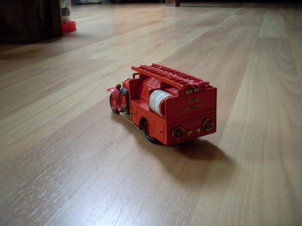 SL370901.JPG