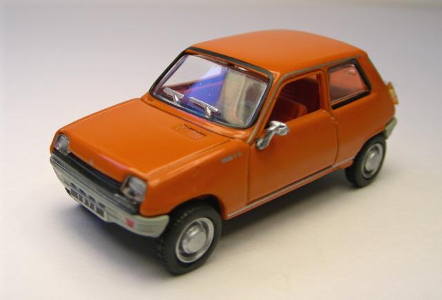 VRM Renault 5-2.jpg