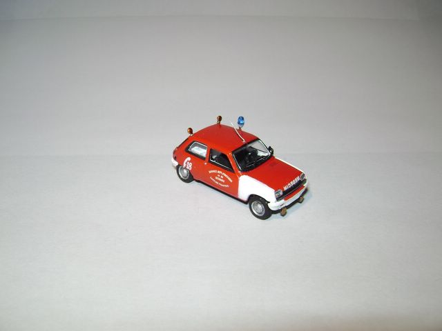 VRM Renault 5-4.JPG