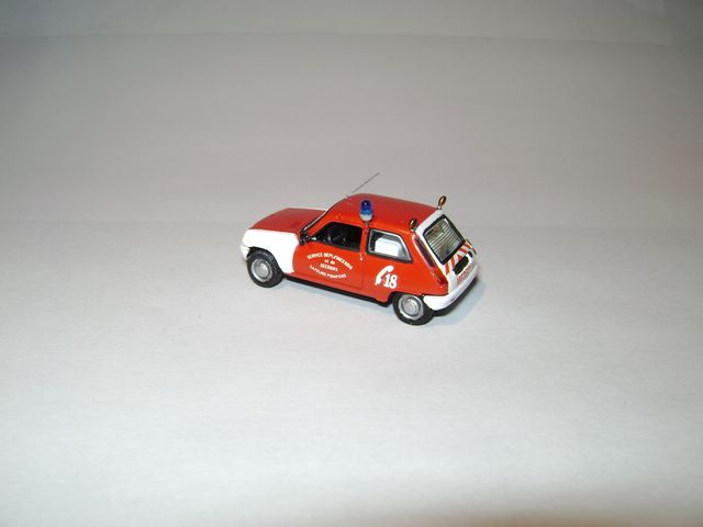 VRM Renault 5-7.JPG