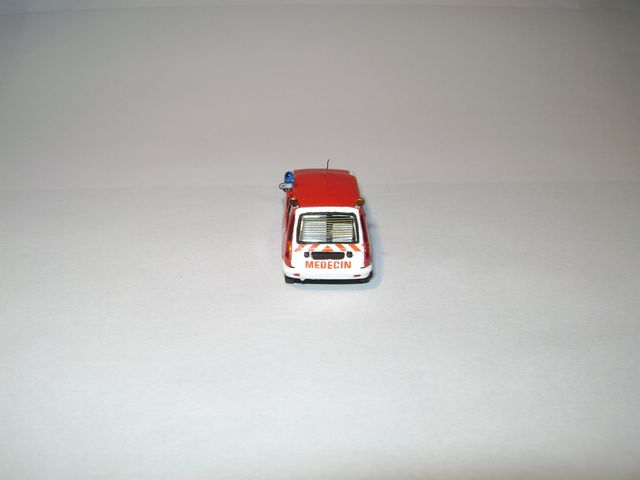 VRM Renault 5-8.JPG