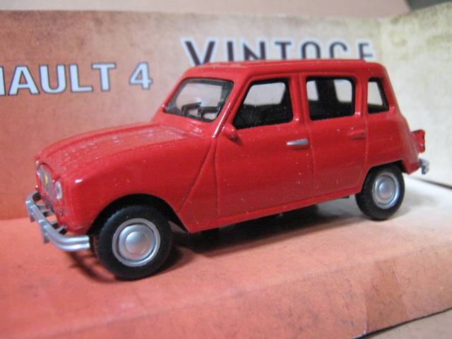 FID RENAULT 4 Mondo.jpg