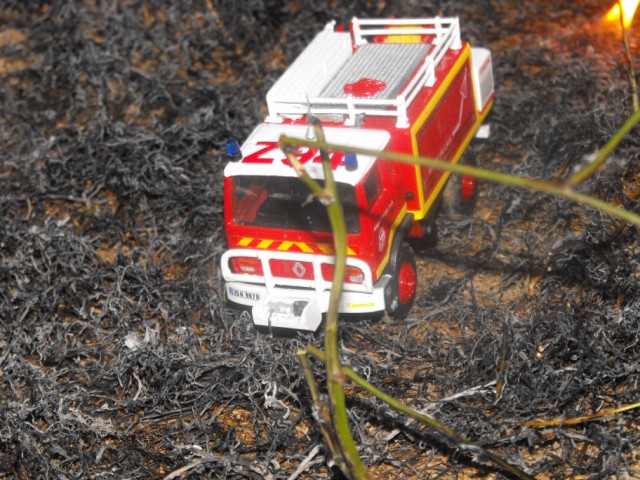 Z94 011 [640x480].jpg