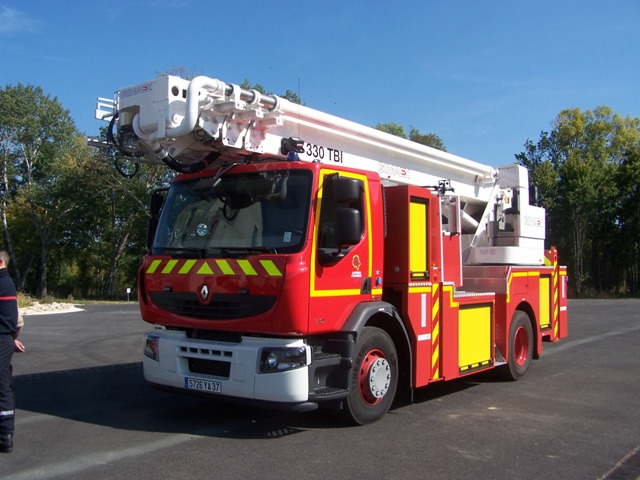 100_6362r.JPG