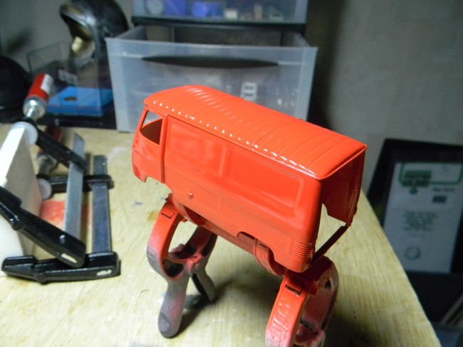 VTU-peinture rouge B.jpg