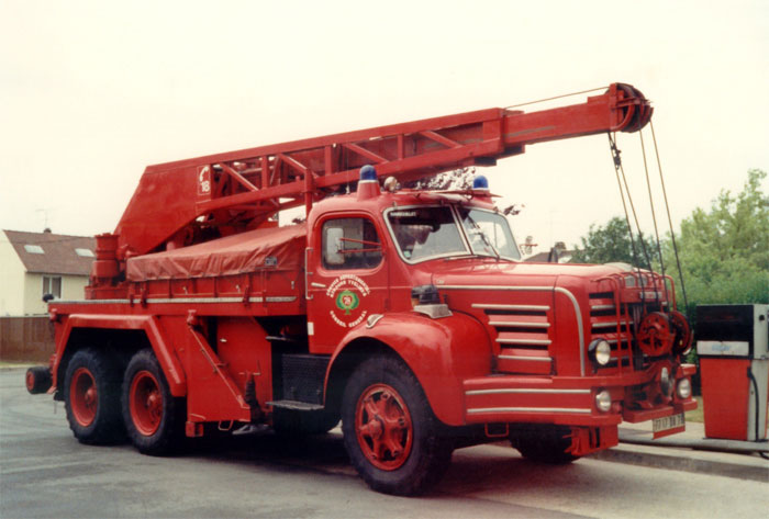 BERLIET TBO Grue.jpg