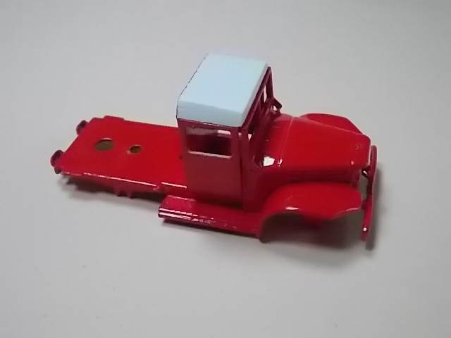 WIP DODGE 4X4 peinture rb.JPG