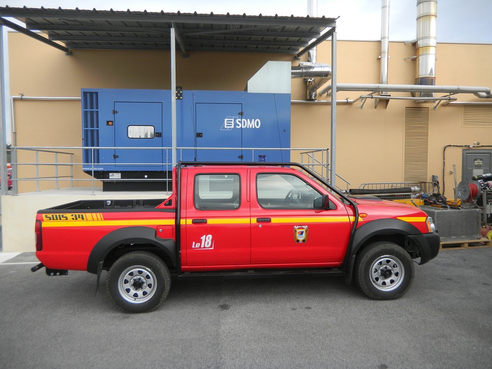 CL-595-JD Nissan NP300 Saint-Pargoire 12-2012 (2).JPG