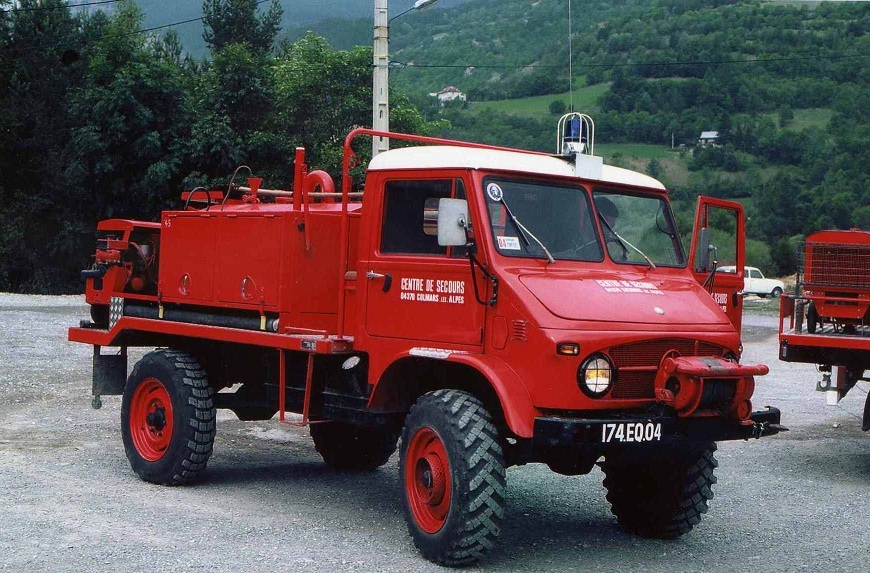 174 EQ 04 CCFM 1500 MaheuLabrosse Colmars les Alpes  1984 avd.jpg