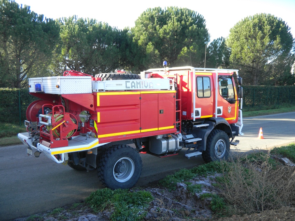 181 BCR 34 Renault Midlum 240 4x4 Camiva CCF4001 Montady (2).JPG