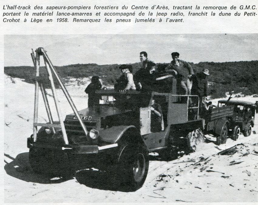 33 Ares Half-track 1.jpg