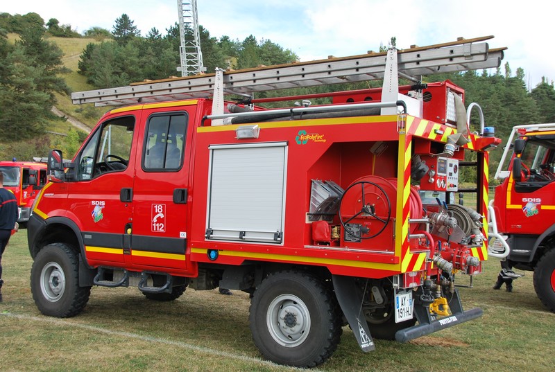 Camion Incendie Léger (CIS La-Haye-Malherbe)5.JPG