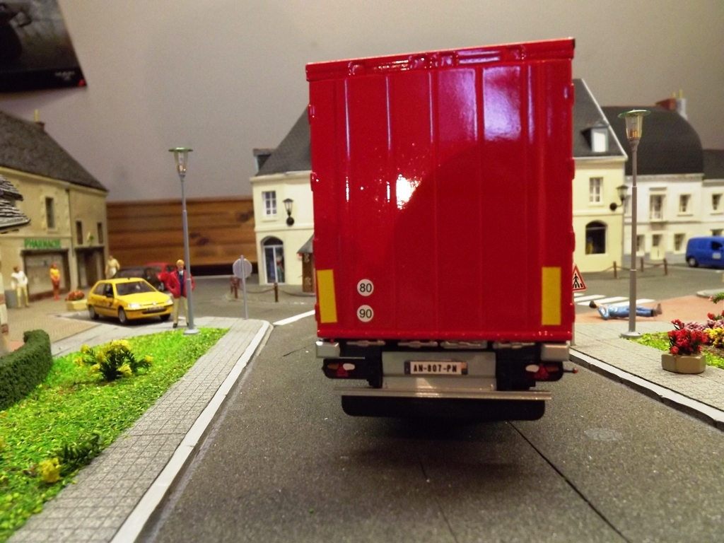 Iveco stralis fin 001.JPG