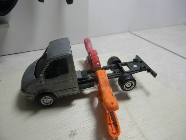 VRT-assemblage châssis raccourci A.jpg