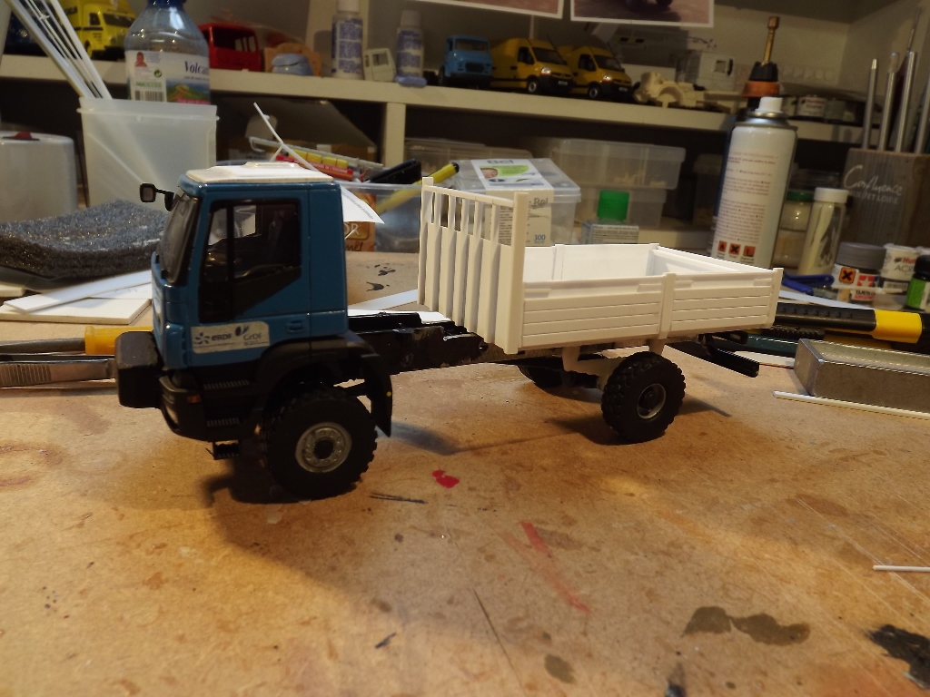 Iveco ERDF Caisse 1 001.JPG